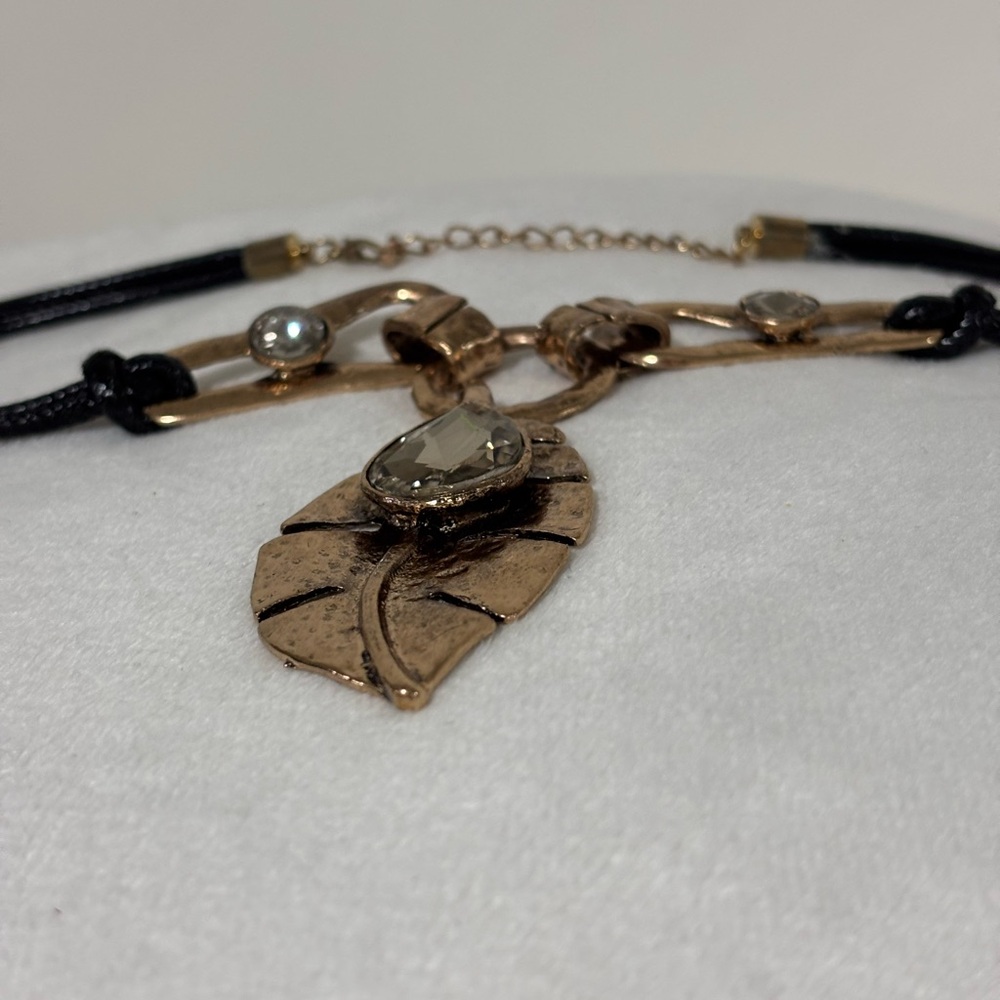 Gold Leaf Pendant Necklace - Costume Jewelry